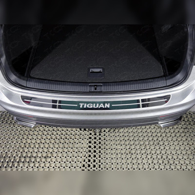 Накладка на задний бампер (лист зеркальный надпись Tiguan) Volkswagen Tiguan 2016-нв