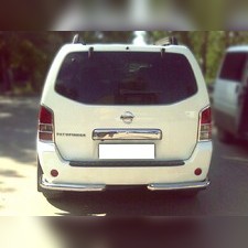 Защита заднего бампера "уголки" 76 мм Nissan Pathfinder 2010-2014