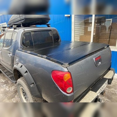 Крышка кузова трехсекционная Mitsubishi L200 2015-нв (алюминиевая с подсветкой) на борта