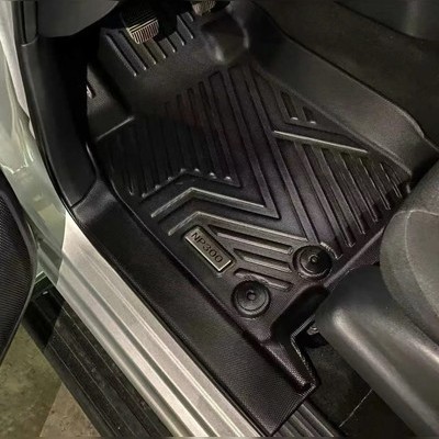 Коврики в салон Toyota Hilux Revo 2015-2023