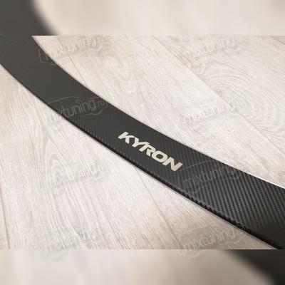 Накладка на задний бампер с загибом (карбон)