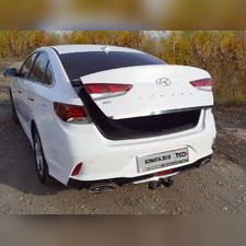 Накладка на крышку багажника (лист зеркальный) Hyundai Sonata 2018 - 2020