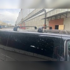 Багажные поперечины в штатные места без рейлингов V3 black. (черные с замком, с регулировкой длины)