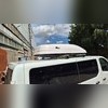 Бокс на крышу аэродинамический белый карбон "Altai" (одностороннее открытие, 220*82*40 см) 510 л