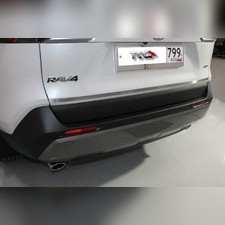 Накладка на нижнюю кромку крышки багажника (нержавеющая шлифованная сталь) Toyota RAV 4 2019-нв