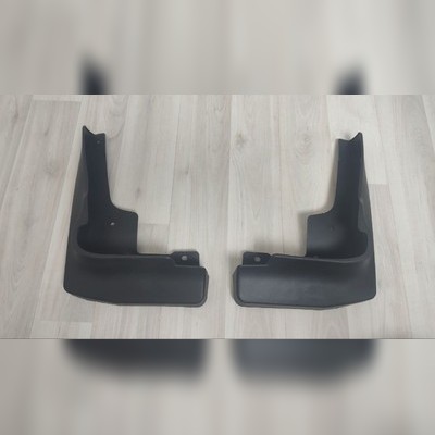 Брызговики передние Mercedes GLC Coupe C253 для автомобиля с порогами под AMG (OEM)