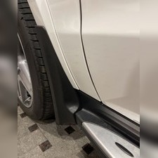 Брызговики передние Mercedes GLS 2015-2019 (X166) под пороги без расширителей (OEM)