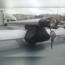 Аэродинамические поперечины на рейлинги Mitsubishi Outlander 2002-2008 "Favorit Аэро с замком"