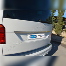 Накладка над номером на крышку багажника (нержавеющая сталь) Volkswagen Caddy FL 2015-нв
