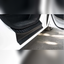 Накладки на внутренние пороги передних дверей Opel Vivaro L / М 2019-нв