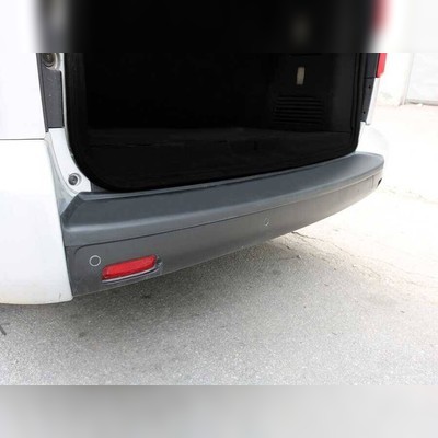 Накладка на задний бампер Opel Vivaro 2019-нв (ABS пластик)
