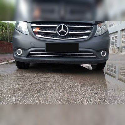 Накладки на передний бампер (нерж.) 2 шт. (на авто с окнами) Mercedes Vito / W 447