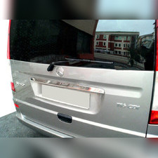 Накладка над номером на крышку багажника (нержавеющая сталь) Mercedes-Benz Viano W639 2004-2014