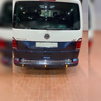 Накладка на задний бампер Volkswagen T6.1 Multivan 2020-нв (нержавеющая сталь)