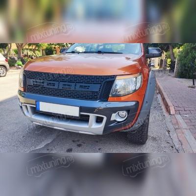 Решетка радиатора Ford Ranger 2012-2014 (чёрная)