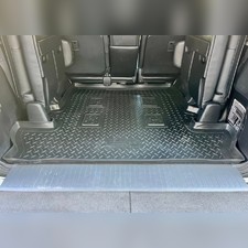 Коврик в багажник Toyota Land Cruiser 200 2007-2021 (серый) 7 мест