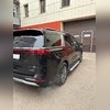 Пороги, подножки, ступени Kia Carnival 2021-нв (копия оригинала - OEM Style)