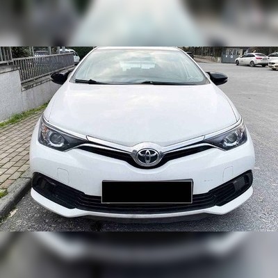 Накладки на зеркала (ABS чёрный глянец) Toyota Corolla 2013-2019