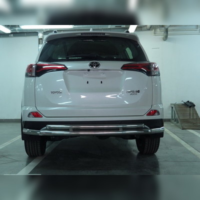 Защита заднего бампера (диаметр трубы 60/42 мм) Toyota RAV4 2015-2019
