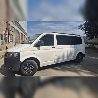 Рейлинги Volkswagen Transporter T6.1 интегрированные, короткая база (черные)