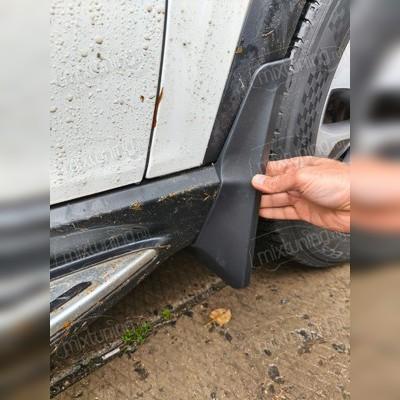 Брызговики Mercedes-Benz GLE (Special Edition) 2021-нв (с порогами)