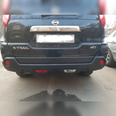 Накладка над номером на крышку багажника Nissan X-Trail T31 2008-2013 (без ключа)