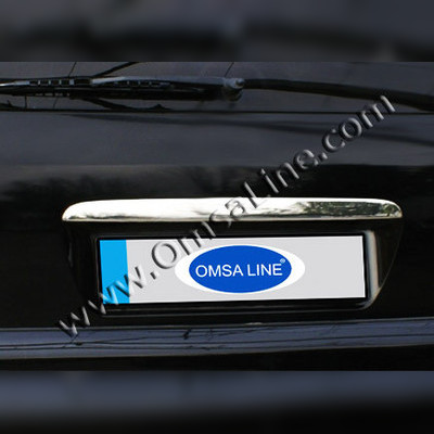 Накладка над номером на крышку багажника Mercedes-Benz ML-Class W164 2006-2011