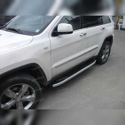 Пороги, подножки, ступени Jeep Grand Cherokee 2010-2022, модель "DOLUNAY"