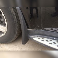 Брызговики передние Mercedes GL X164 2007-2012 для автомобиля без расширителей арок с подножками