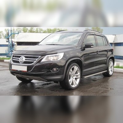 Дефлектор капота