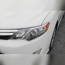 Накладки на передние фары Toyota Camry 2011-2014 (Внимательно смотрите фото автомобиля, не для всех)