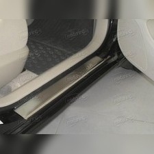 Накладки на пороги с названием модели автомобиля, серия "Premium" (нержавеющая сталь)