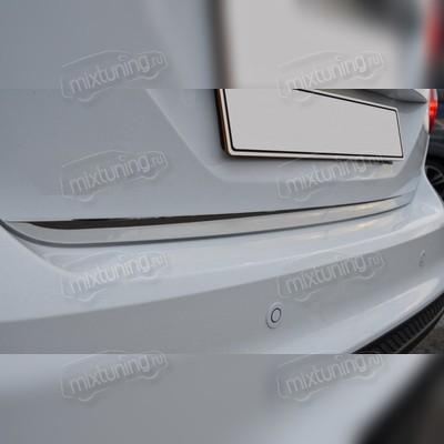 Накладка на кромку крышки багажника (нержавеющая сталь) (хэчбек) Ford Focus III 2011-2017