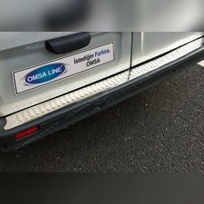Накладка на задний бампер Opel Vivaro 2001-2014 (шлифованная нержавеющая сталь)