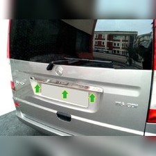 Накладка над номером на крышку багажника Mercedes-Benz Vito W639 2003-2014 (нержавеющая сталь)