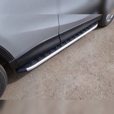 Пороги алюминиевые с пластиковой накладкой (1720 из 2-х мест) Mazda CX-5 2011-2015
