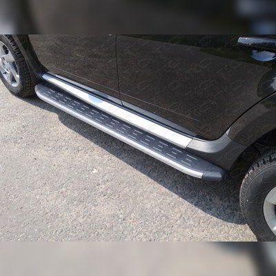 Пороги алюминиевые с пластиковой накладкой (под карбон) 1720 мм Renault Duster 2011-2015