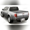 Крышка кузова виниловая Mitsubishi L200 2015-нв (трехсекционная) версия для ОАЭ (решетка за кабиной)