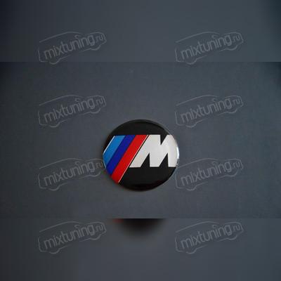Эмблема на руль "M"