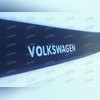 Накладка на задний бампер с загибом, серия "Premium Carbon" надпись Volkswagen